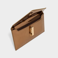 Aldo Larriblingg in Bronze - Clutch