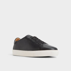 Aldo Fonzo in Black - Low top sneaker