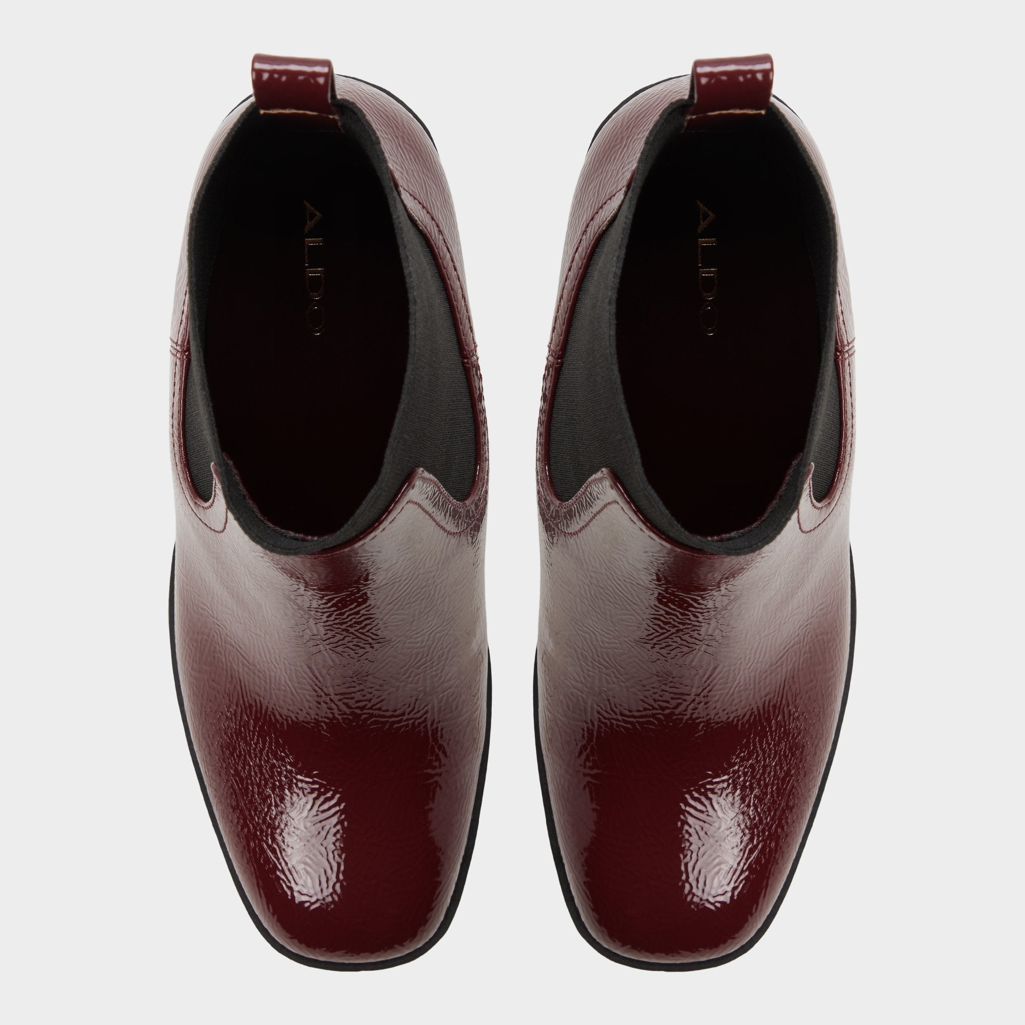 Aldo Marrgo in Dark Red -