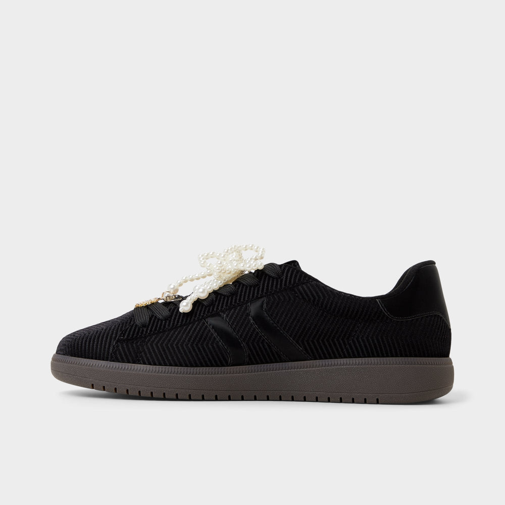 Aldo Chicsneaker2 in Black Black - Low top sneaker, Cup sole
