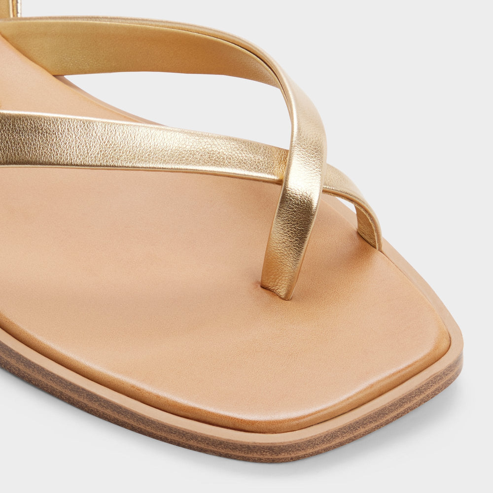 Aldo Daressi in Gold - Flat sandal