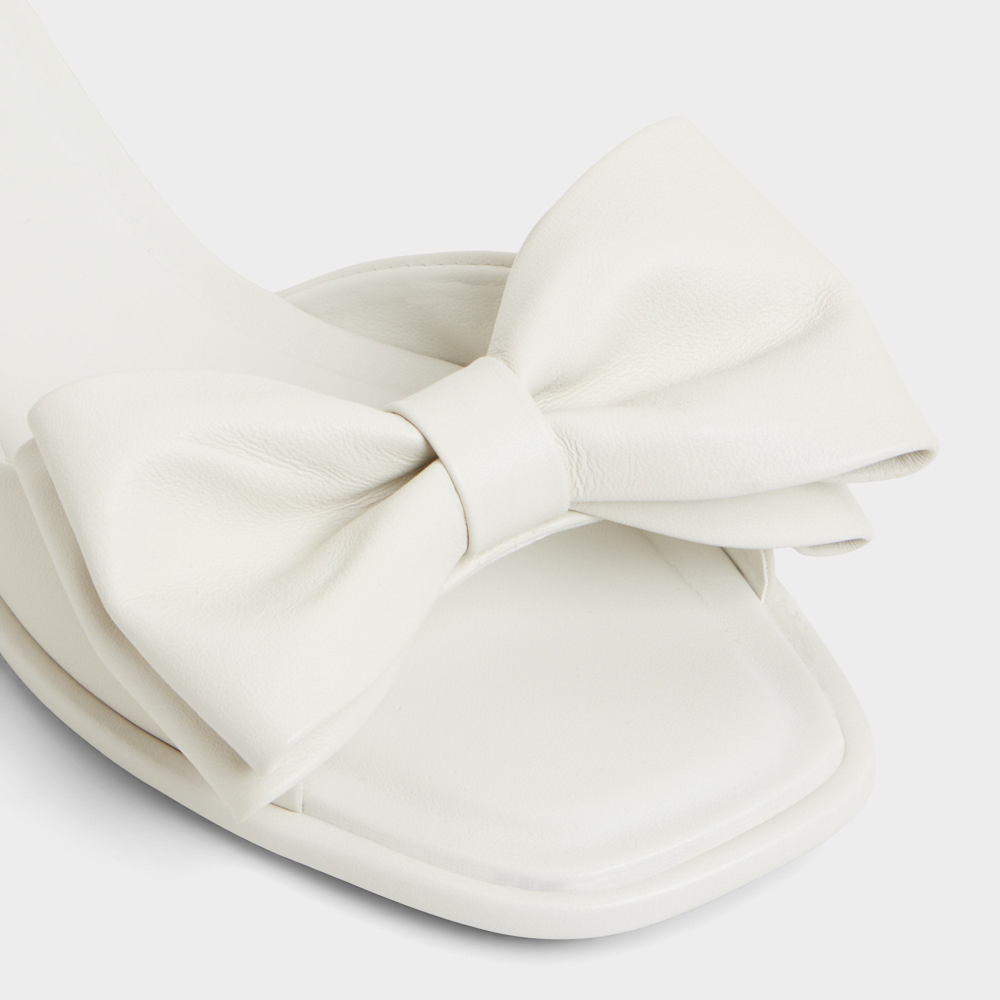 Aldo Bowetta in Other White - Slide sandal