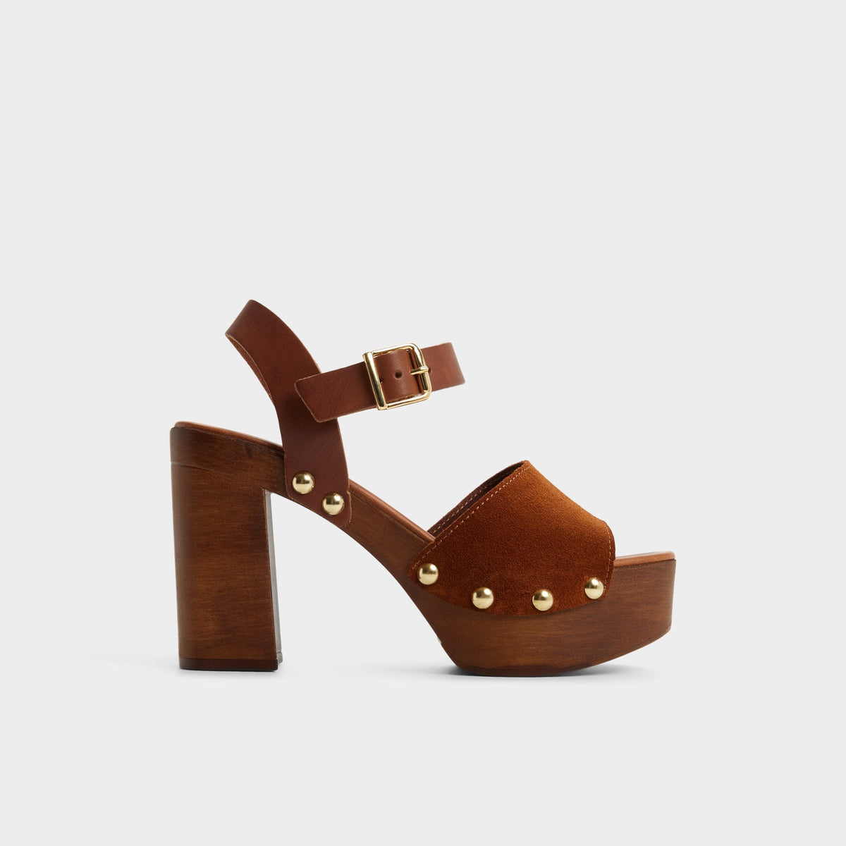 Aldo Niloria in Tan -