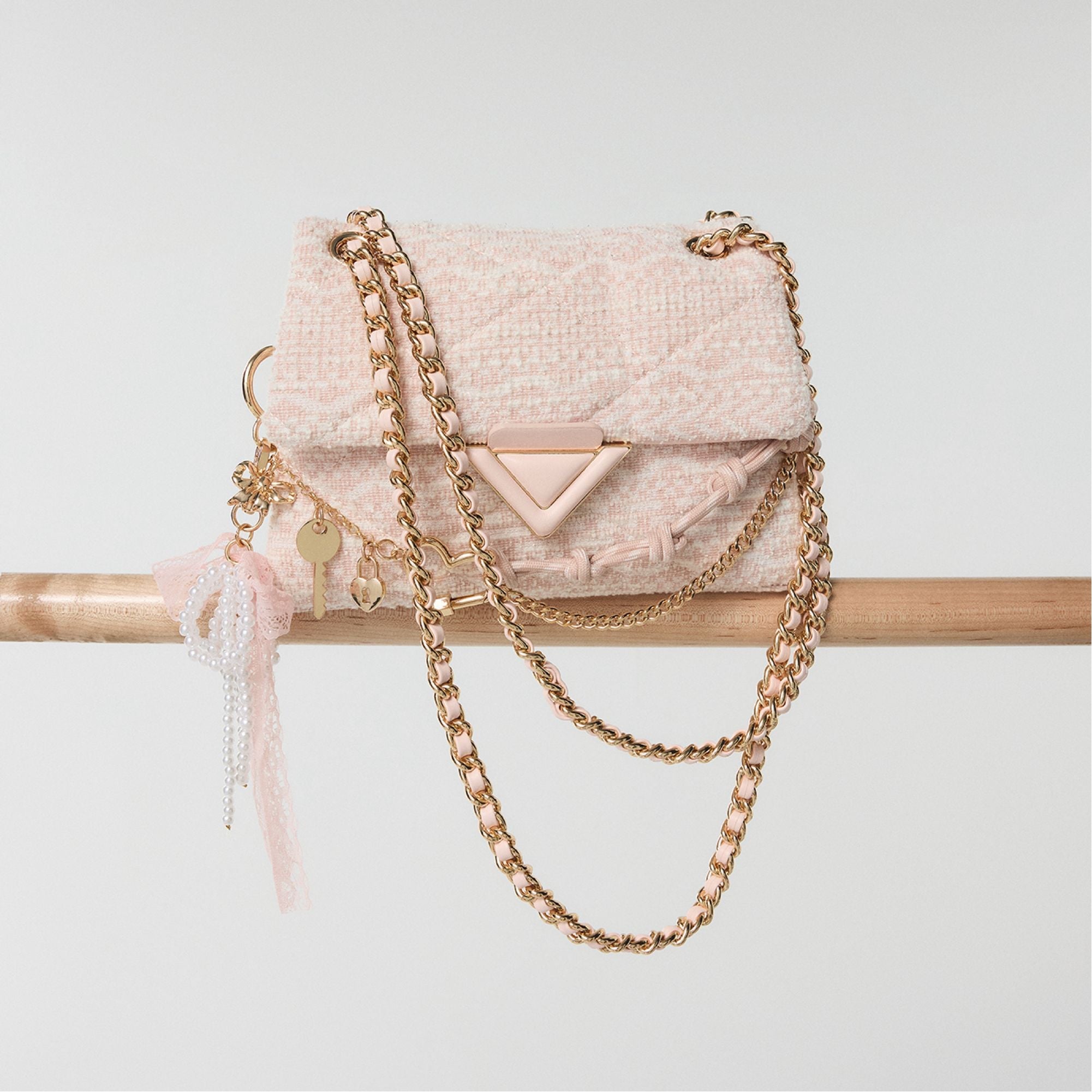 Aldo Softpufffemmee in Pink - Crossbody bag