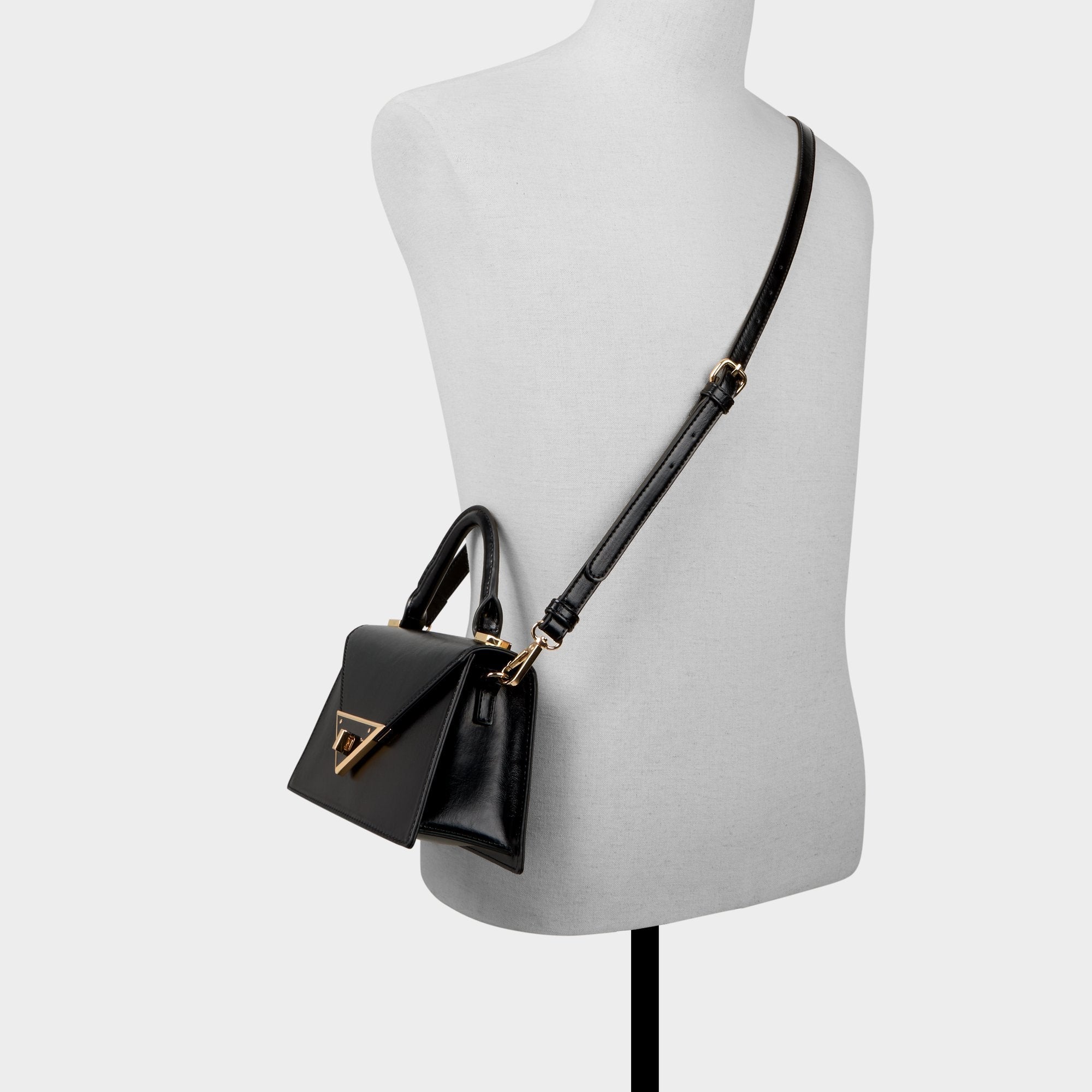 Aldo Amileaax in Black - Top handle bag