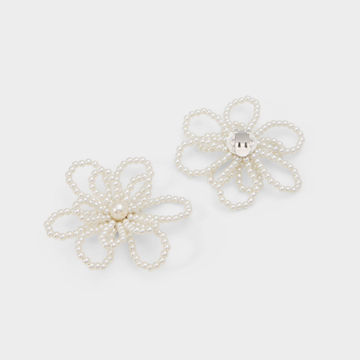 Aldo Flowerclip in Ice - Decorative shoe clip