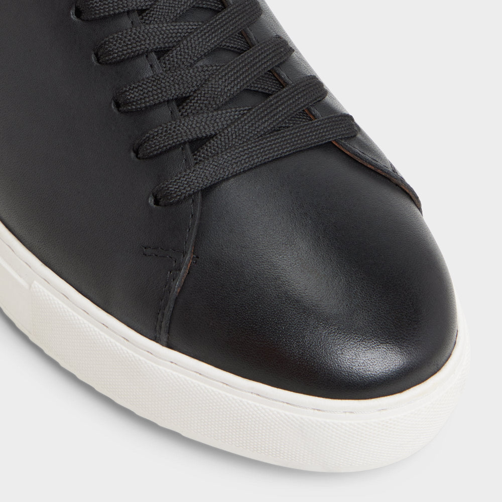 Aldo Fonzo in Black - Low top sneaker